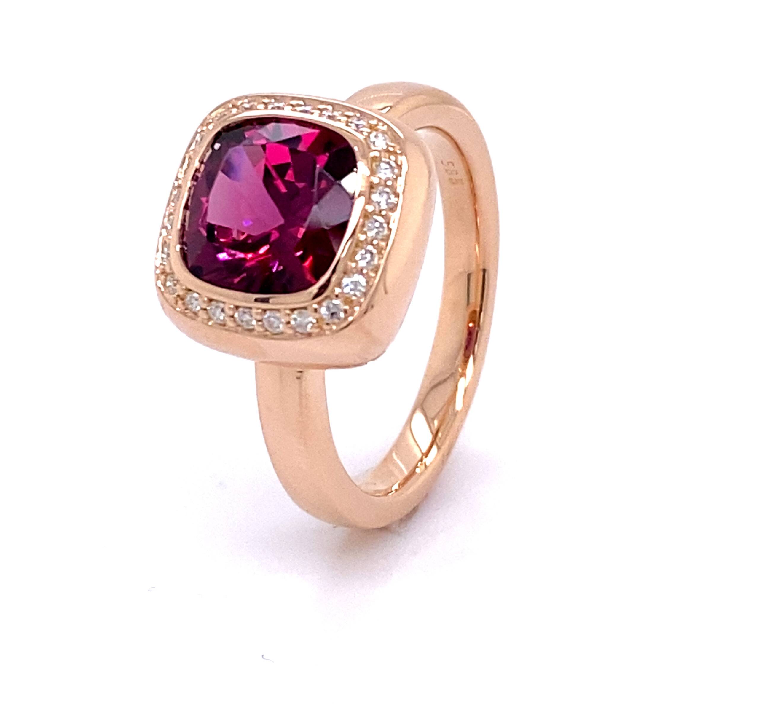 Ring 14K roségoud Rhodioliet-Briljant 0,14crt SI W