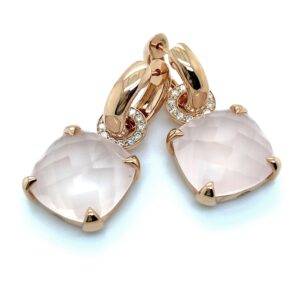 Pigalle's collection roségouden oorbellen met roze Quartz en diamant 0.38 crt