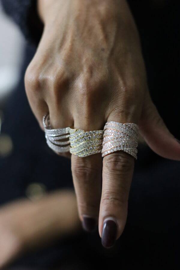 Collective Wave ringen by Pigalle 18k goud met diamant in top kwaliteit - Afbeelding 6