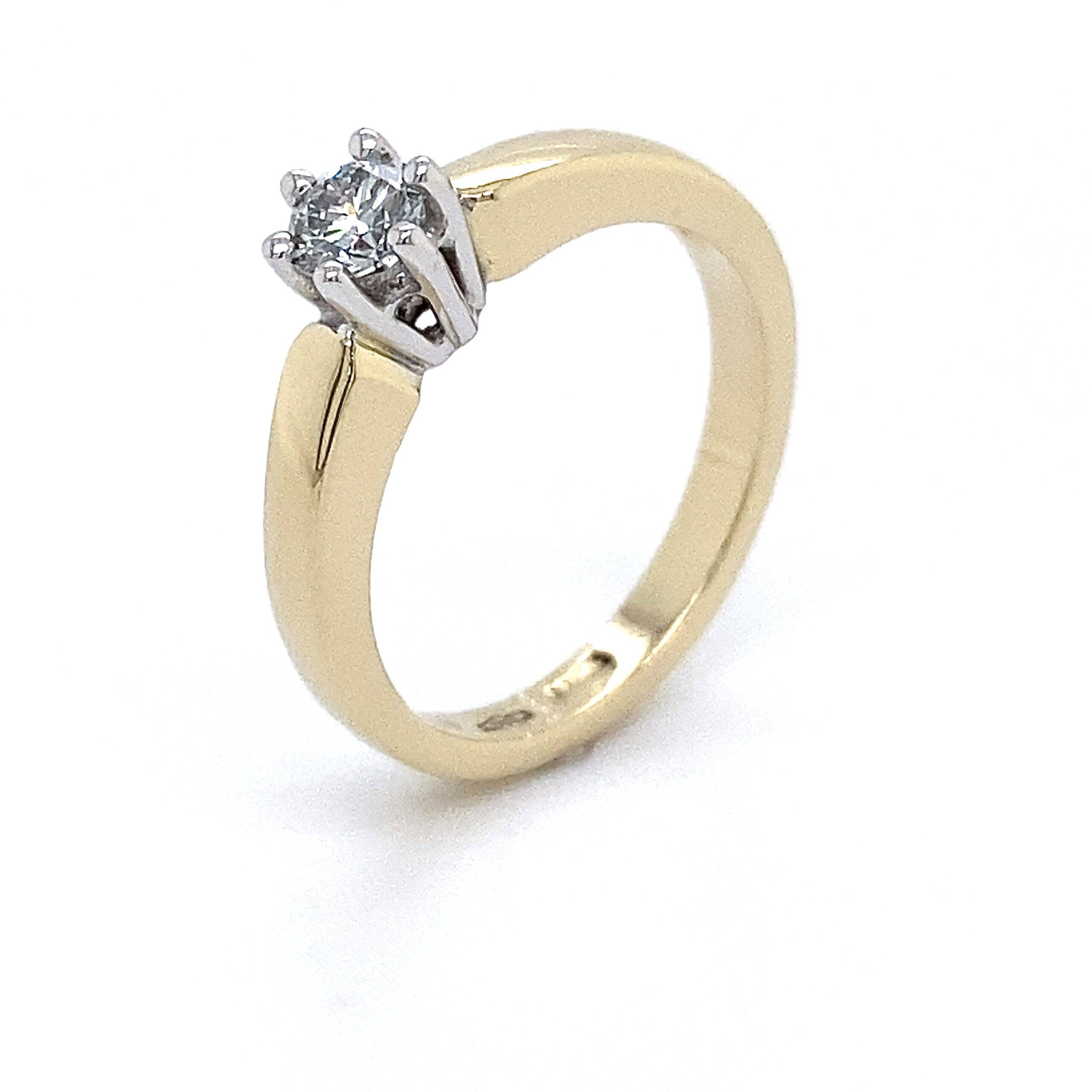 Solitair ring 14K geelgoud 6 poot rechte band 0.30 crt VVS TW