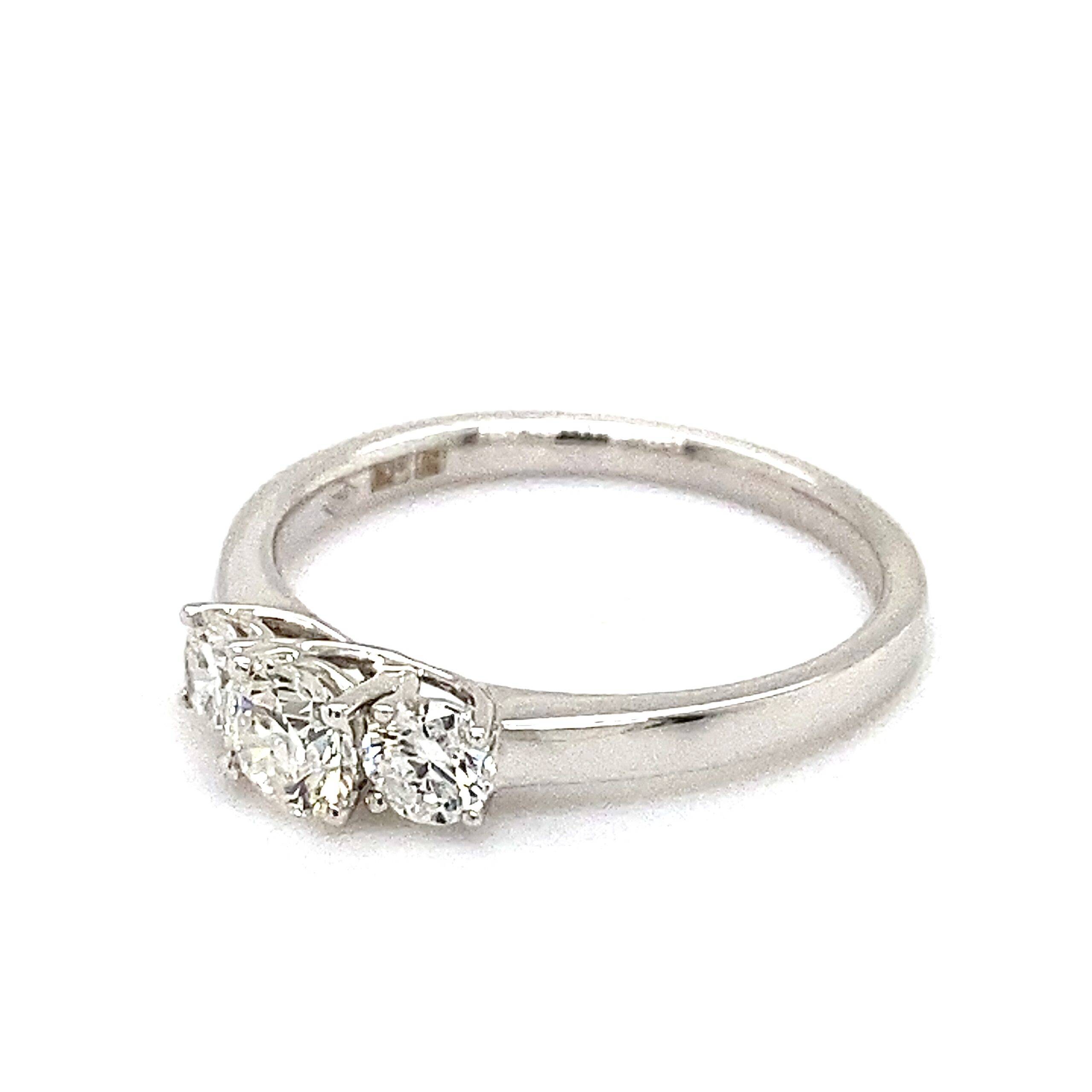 Ring "Trilogy" 18K goud 0.76crt SI H