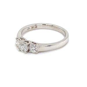 Ring "Trilogy"18K witgoud 0.50crt SI H